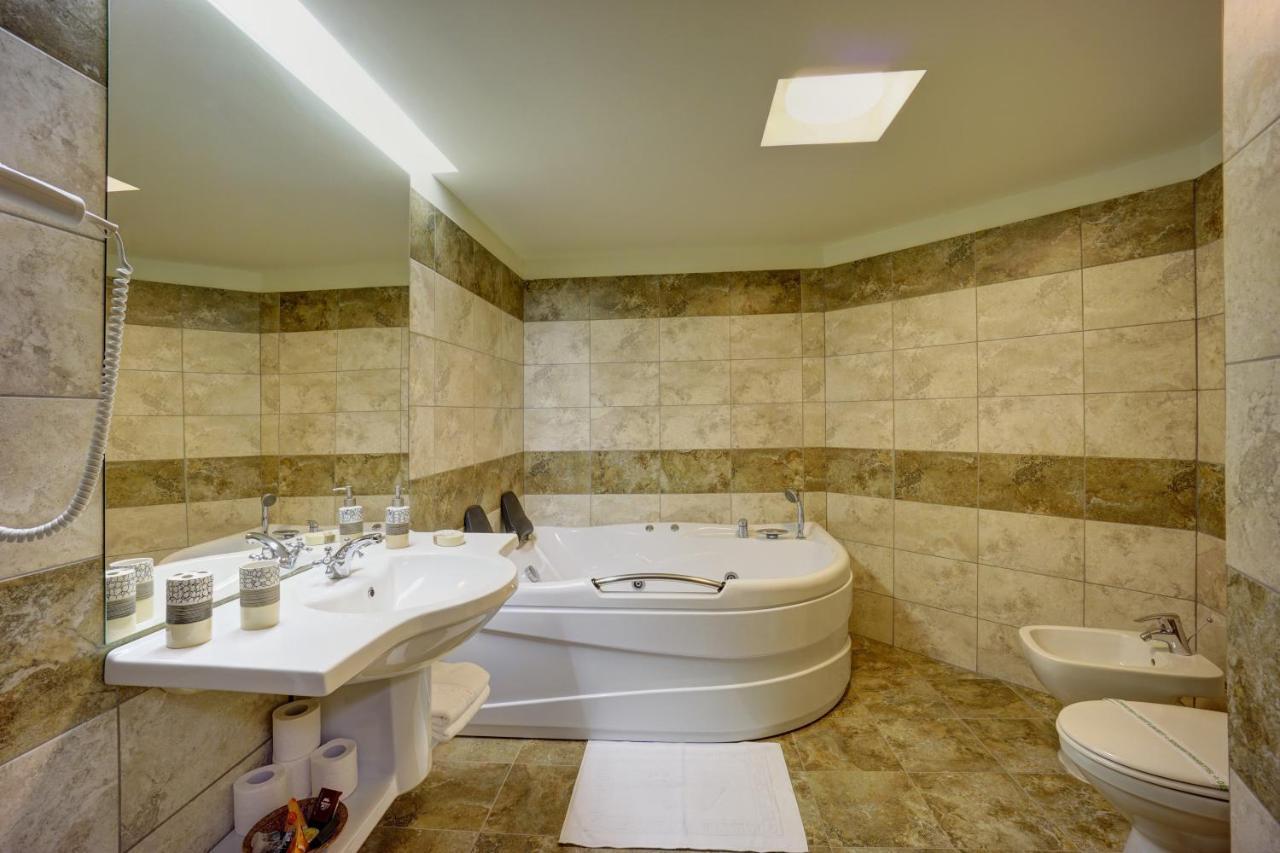 Hotel Ciucas BaileTusnad Luaran gambar