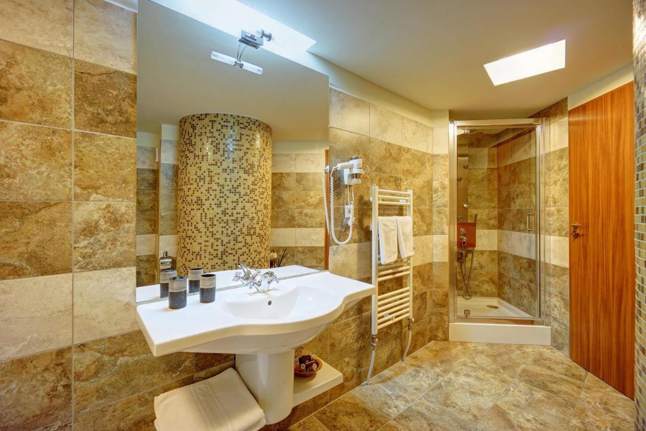 Hotel Ciucas BaileTusnad Luaran gambar