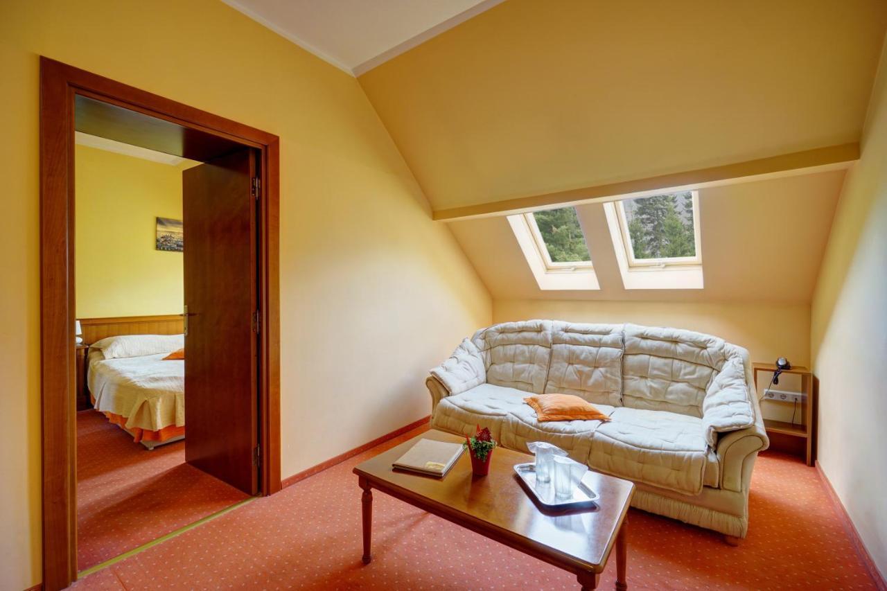 Hotel Ciucas BaileTusnad Luaran gambar