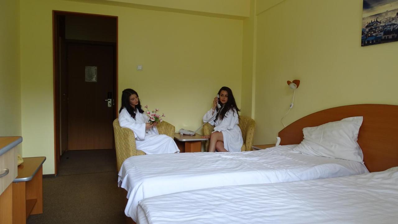 Hotel Ciucas BaileTusnad Luaran gambar